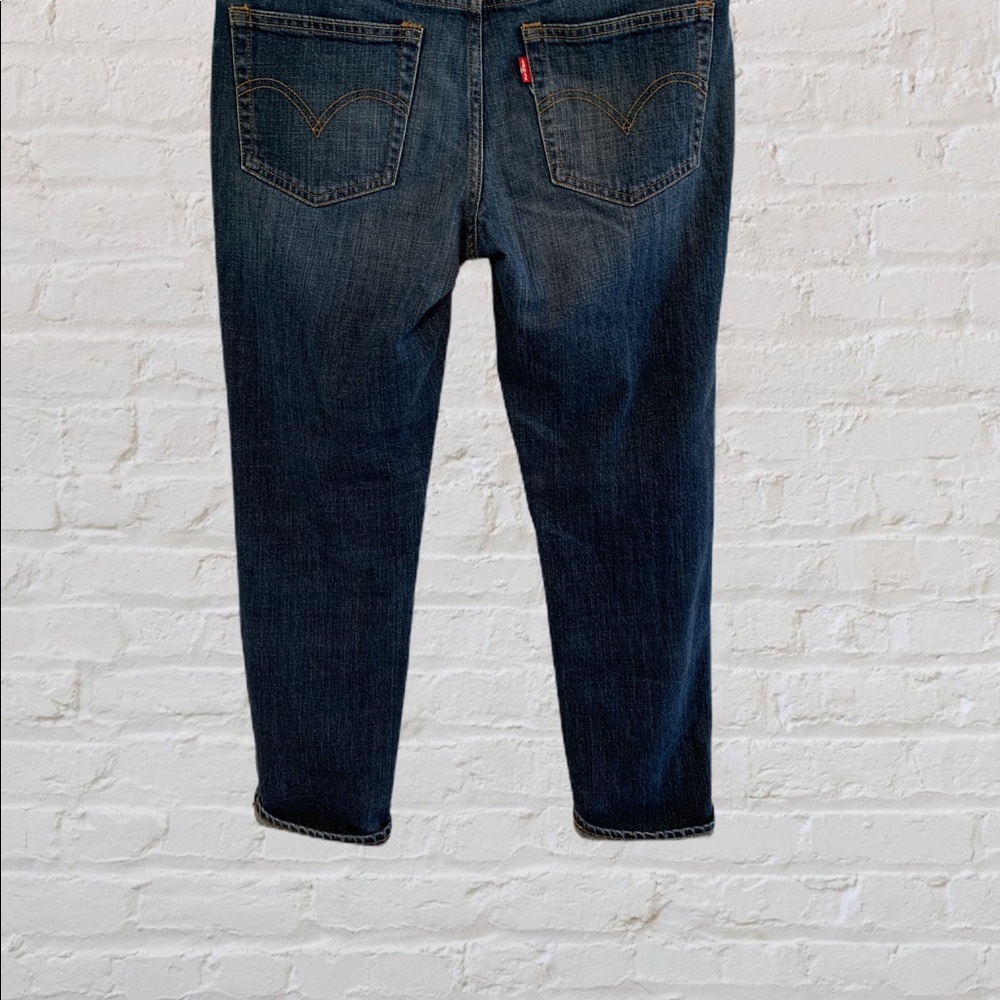 Levi’s Boyfriend Jeans - Picture 3 of 7